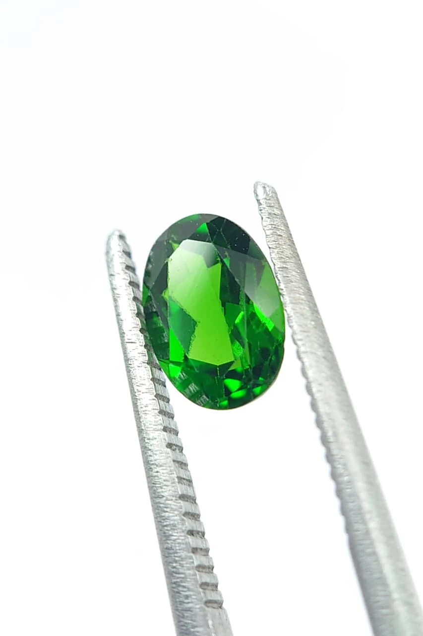 0.78ct Natural Green Chrome Diopside Oval Cut Loose Gemstone From Pakistan — view 2